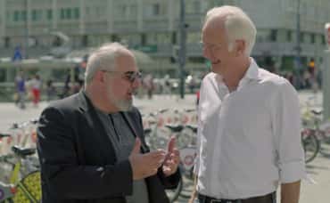 Schmidt & Niavarani: Drei Oldtimer in Wien