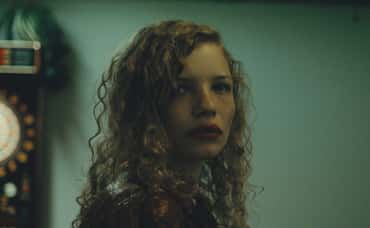 How To Be Normal And The Oddness Of The Other World