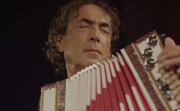 Hubert von Goisern: Brenna tuat´s schon lang